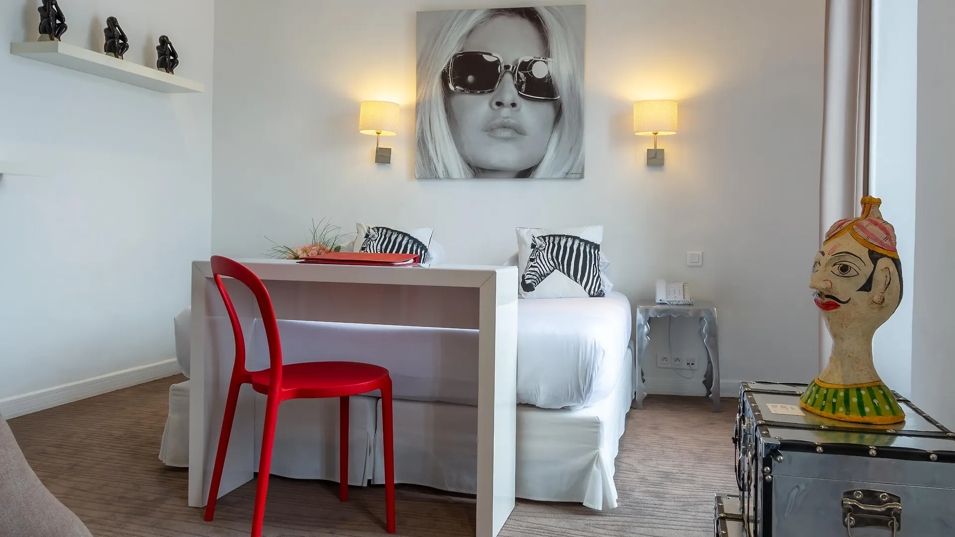 ****  Hotel Colette Cannes Centre France